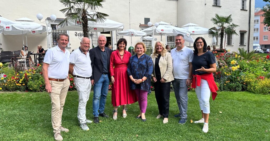 &bdquo;Gemeinsam auf Kurs&ldquo;-Tour: L&ouml;sungen f&uuml;r Stadt und Land schaffen